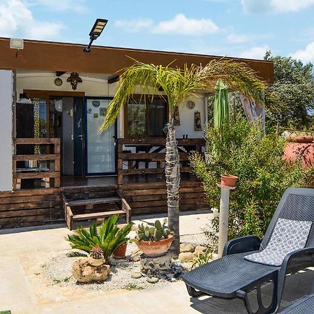 2 Bedroom Lovely Home In Noto Exterior foto