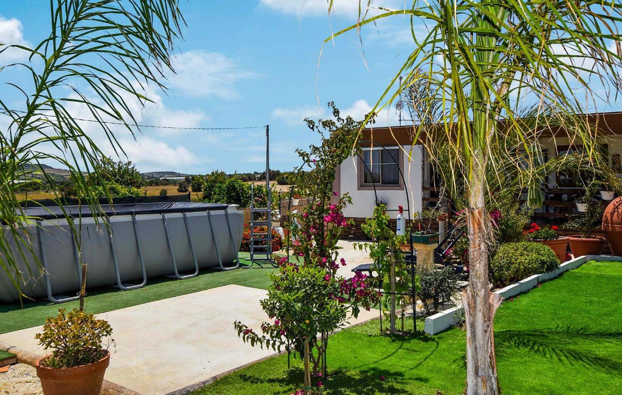 2 Bedroom Lovely Home In Noto Exterior foto