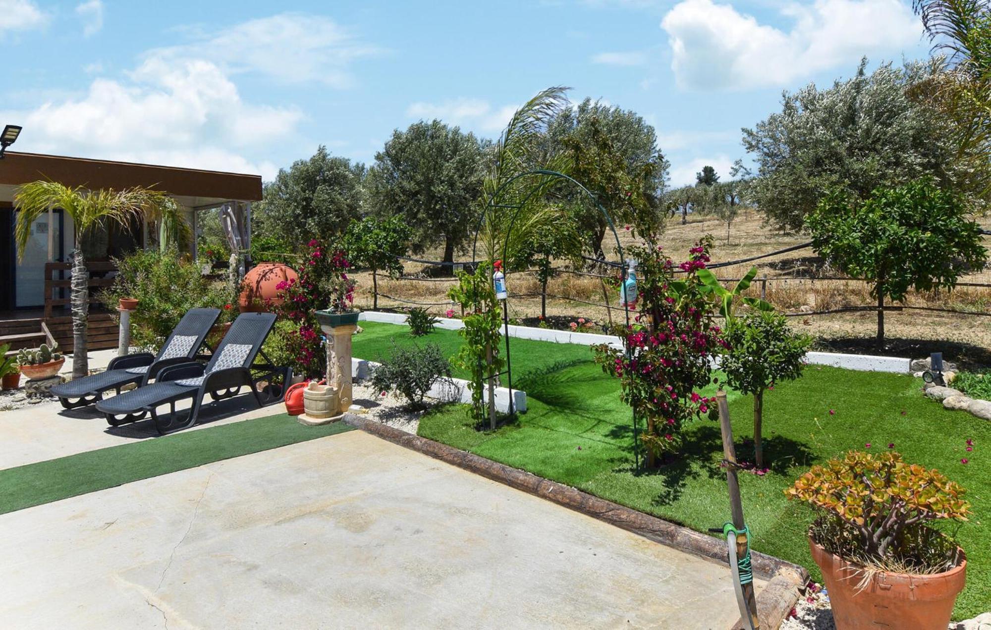 2 Bedroom Lovely Home In Noto Exterior foto